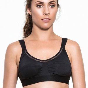 NWT Stella Mcartney black perf bra